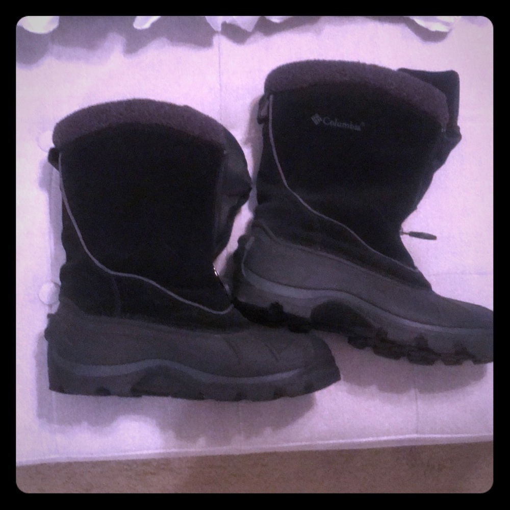 Snow boots